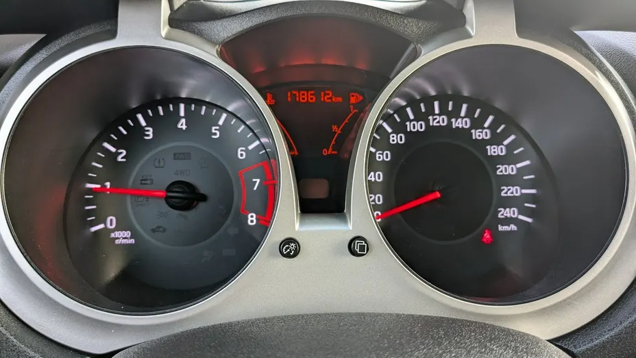 NISSAN Juke -