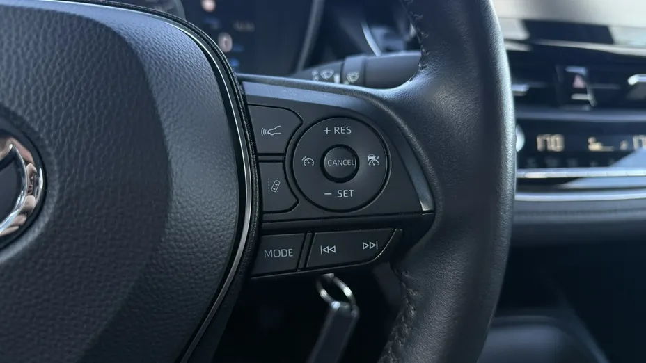 TOYOTA Corolla -