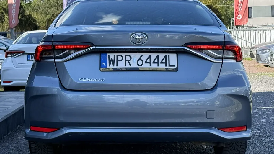 TOYOTA Corolla -