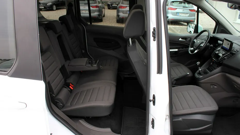 FORD Tourneo Connect -