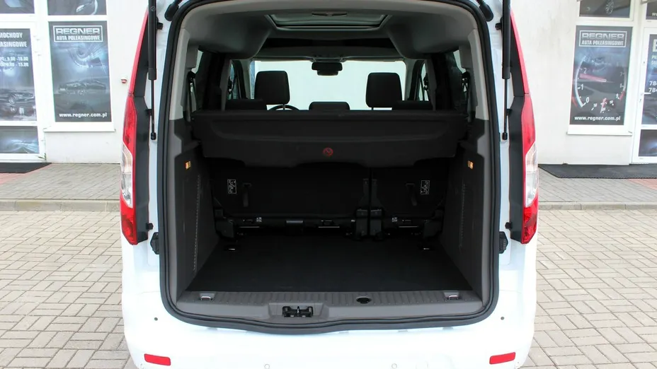 FORD Tourneo Connect -