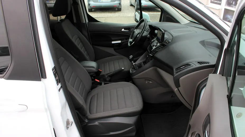 FORD Tourneo Connect -