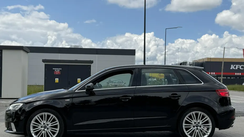 AUDI A3 -