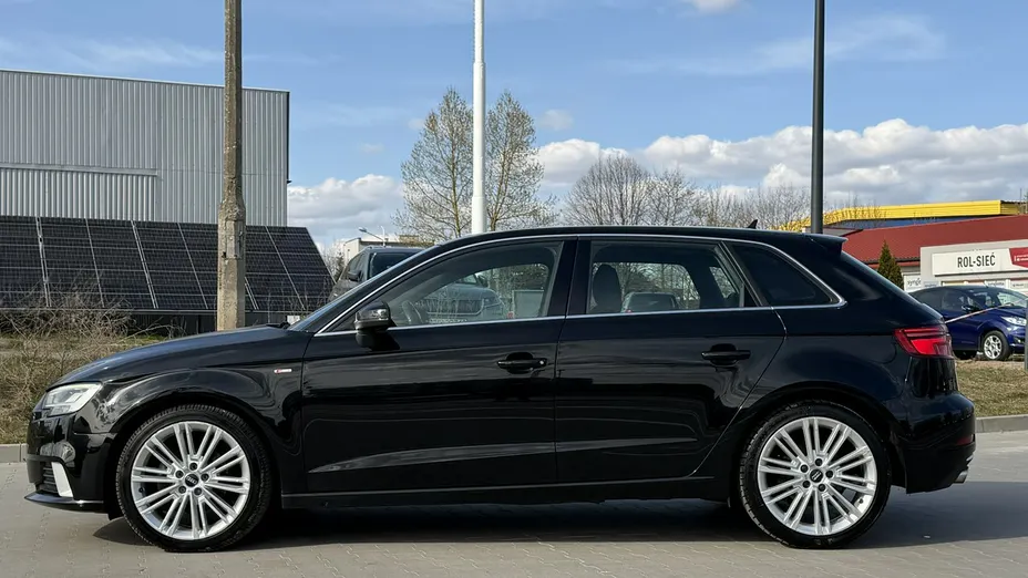 AUDI A3 -
