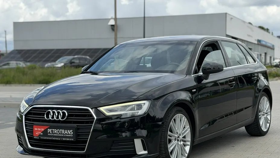 AUDI A3 -