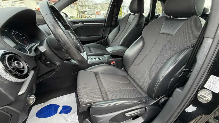 AUDI A3 -