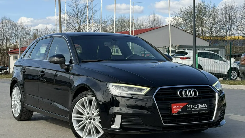 AUDI A3 -