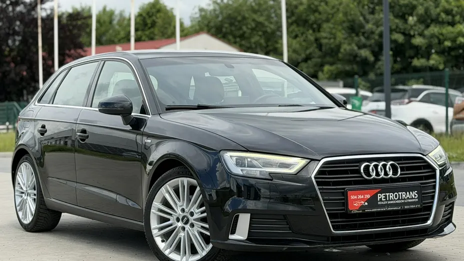 AUDI A3 -