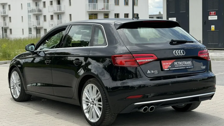 AUDI A3 -