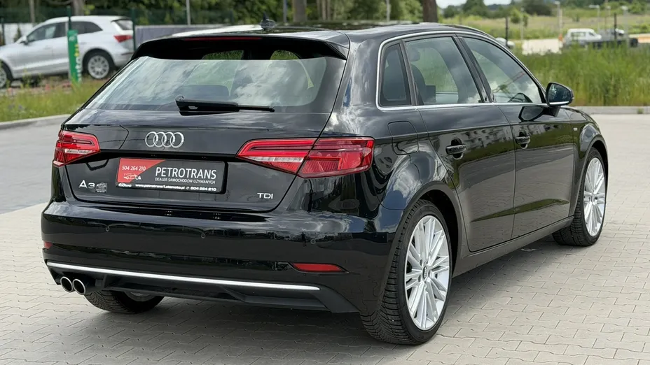 AUDI A3 -