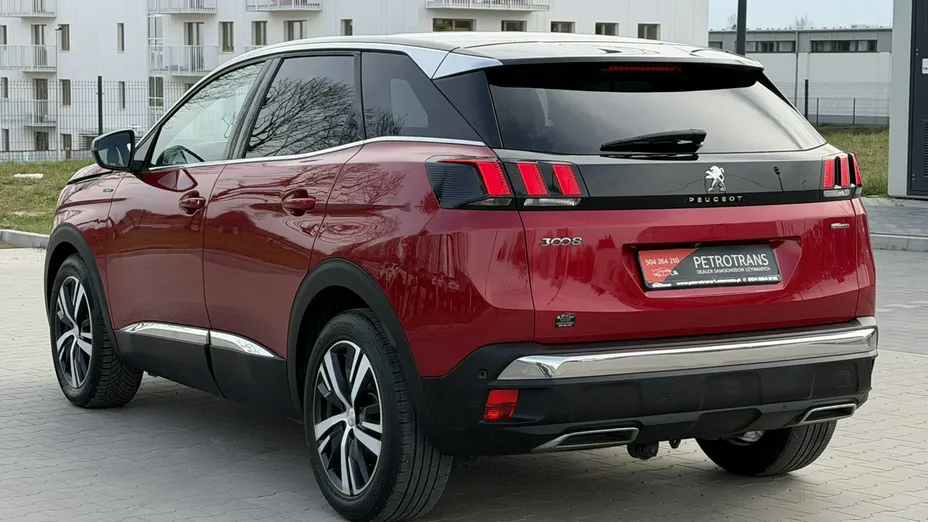 PEUGEOT 3008 -