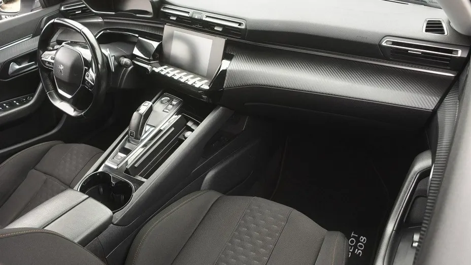 PEUGEOT 508 -