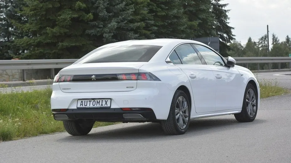 PEUGEOT 508 -