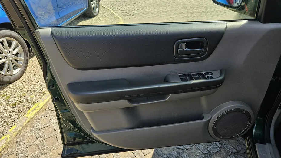 NISSAN X-Trail -