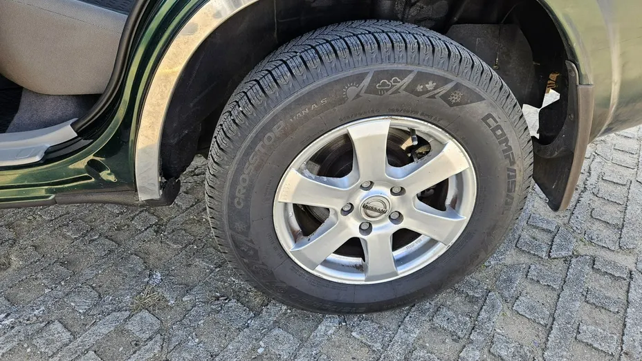 NISSAN X-Trail -