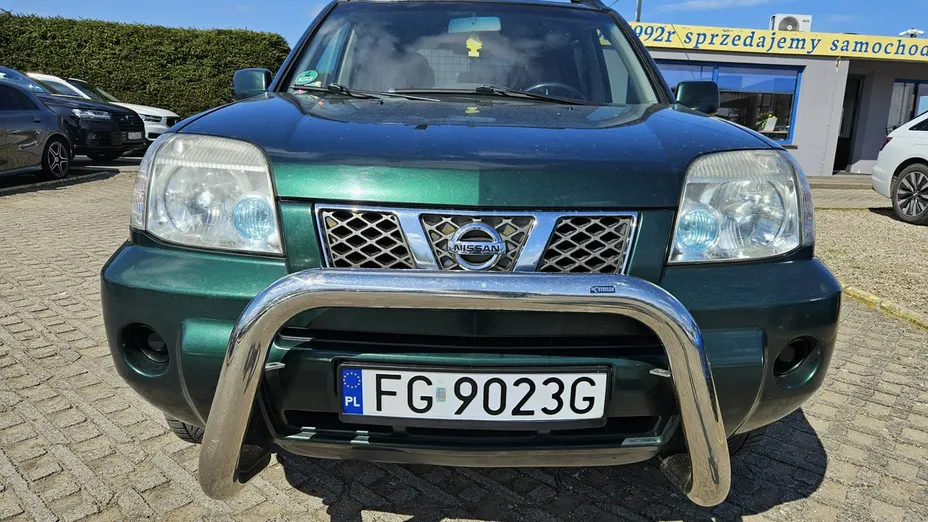 NISSAN X-Trail -