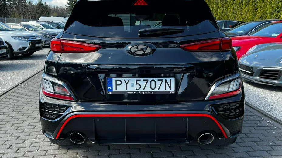 HYUNDAI Kona -
