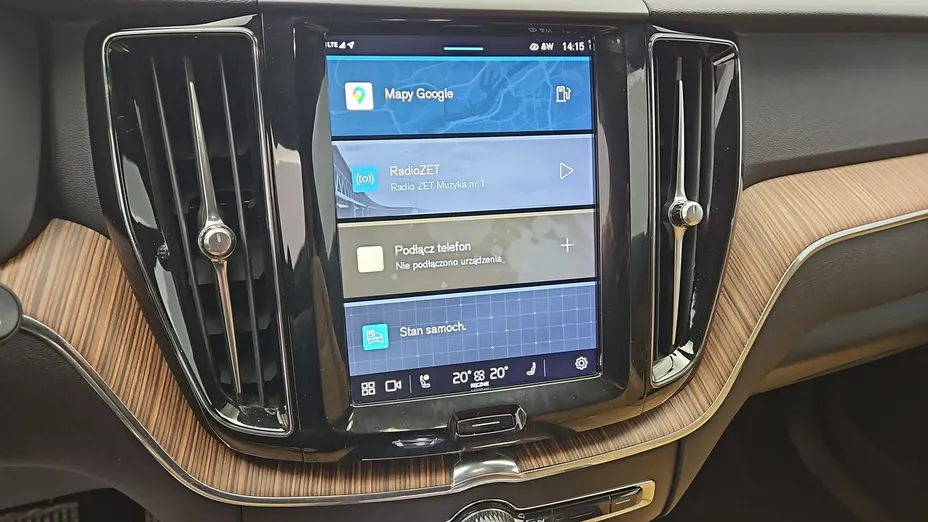 VOLVO XC60 -