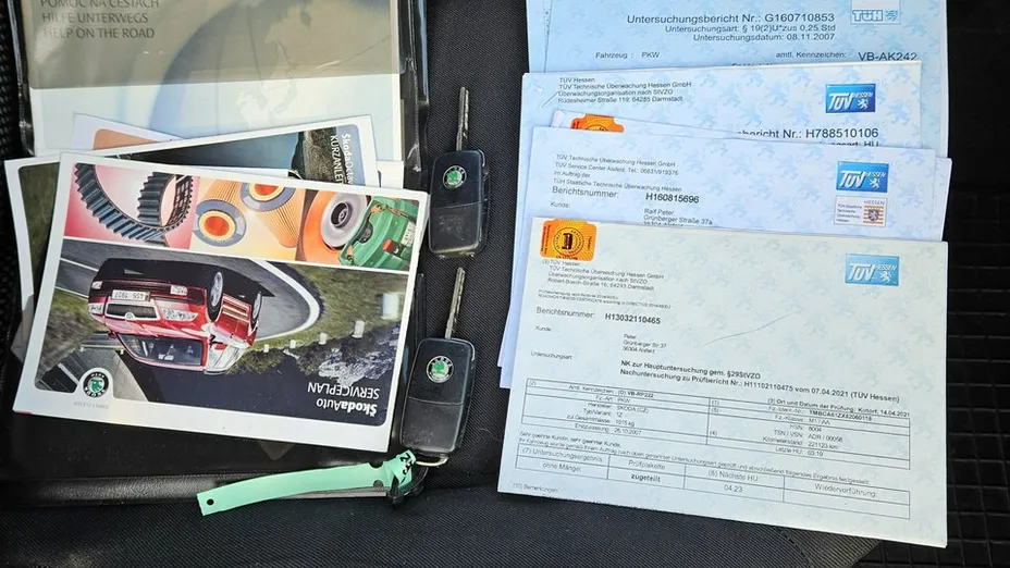 SKODA Octavia -