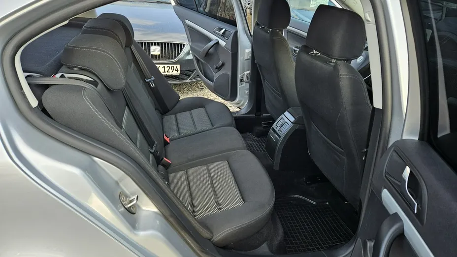 SKODA Octavia -