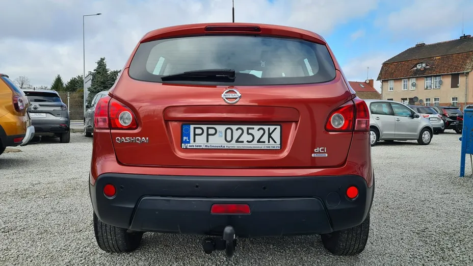 NISSAN Qashqai -