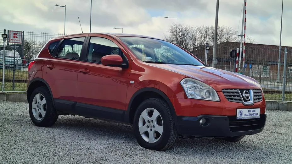 NISSAN Qashqai -