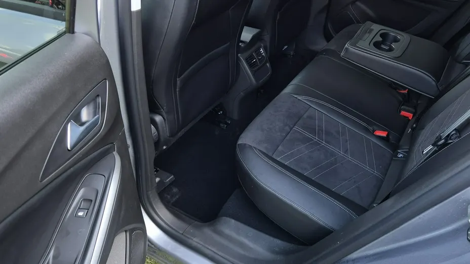 OPEL Grandland X -