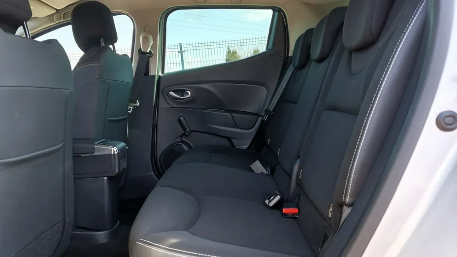 RENAULT Clio -