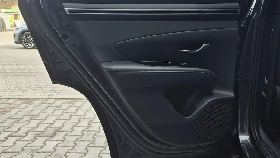 HYUNDAI Tucson -