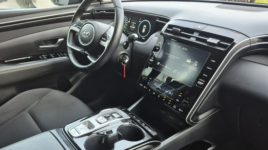 HYUNDAI Tucson -