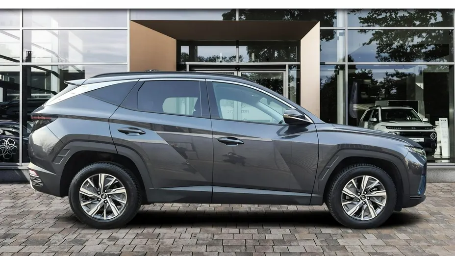 HYUNDAI Tucson -