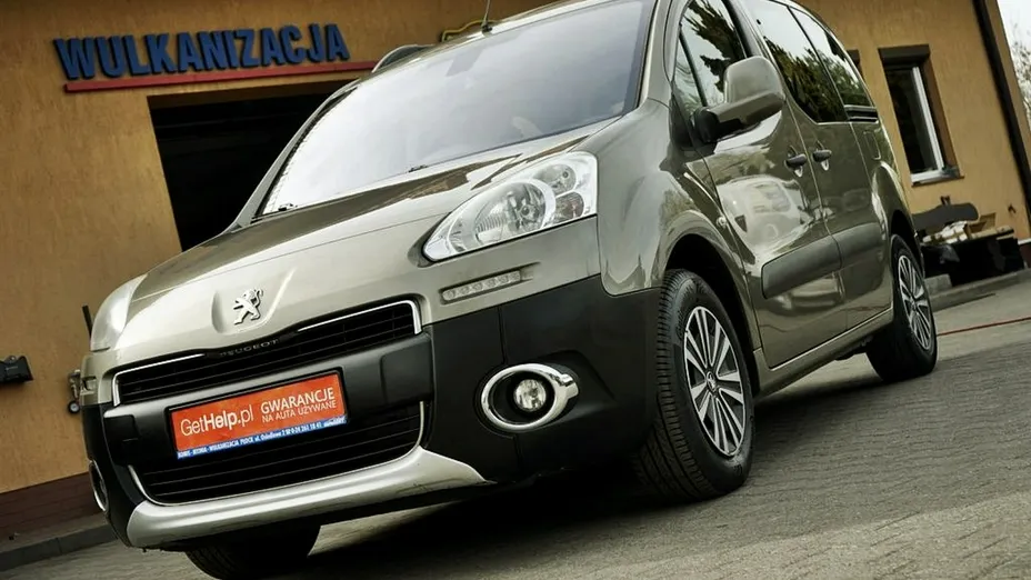 PEUGEOT Partner -