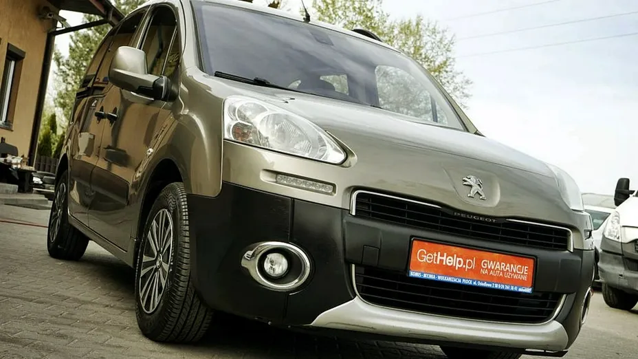 PEUGEOT Partner -