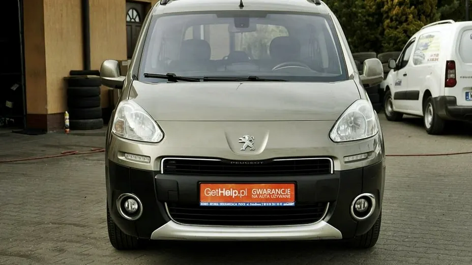 PEUGEOT Partner -
