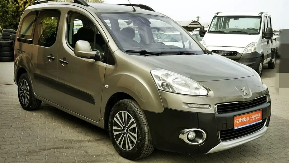 PEUGEOT Partner -
