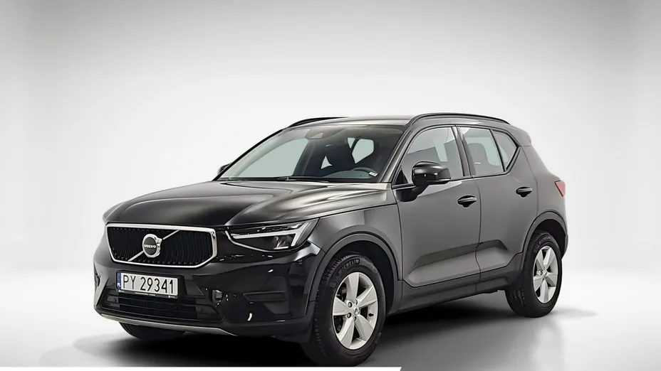 VOLVO XC40 -