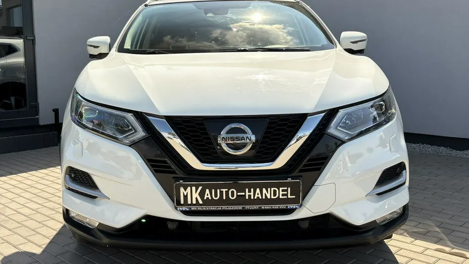 NISSAN Qashqai -