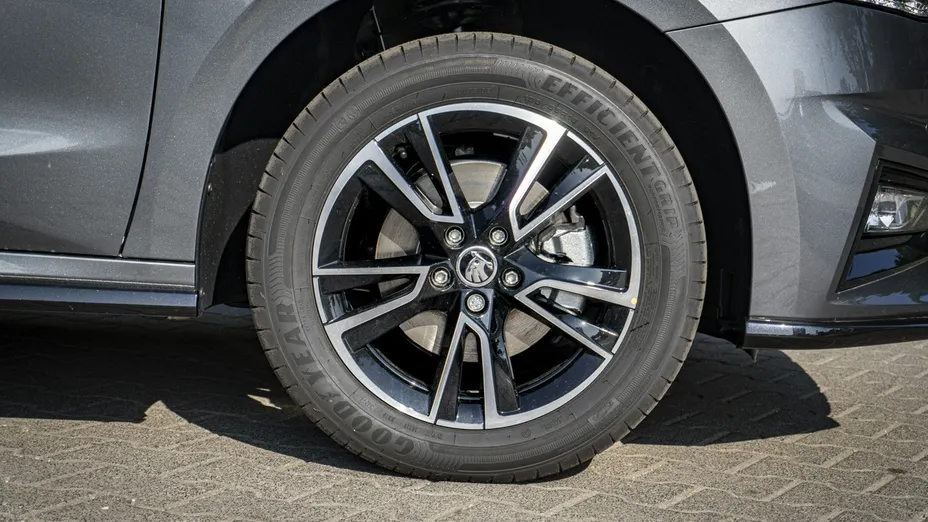 SKODA Fabia -