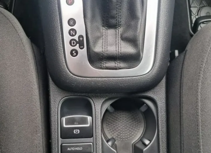 VOLKSWAGEN Tiguan -