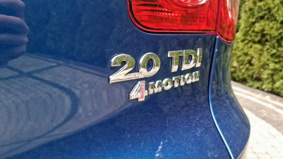 VOLKSWAGEN Tiguan -