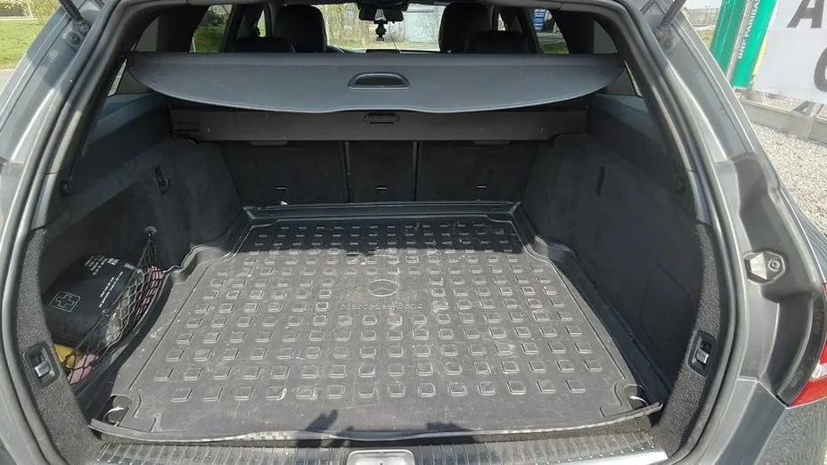 MERCEDES-BENZ C Klasa -
