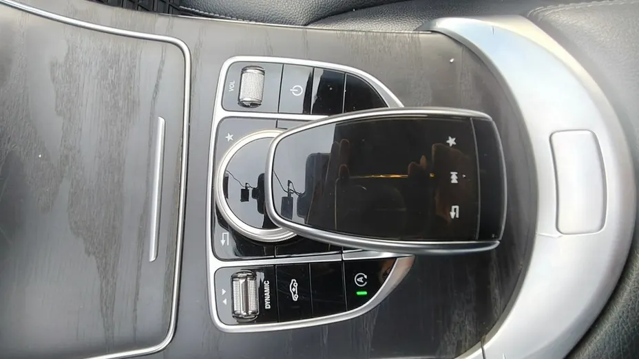 MERCEDES-BENZ C Klasa -