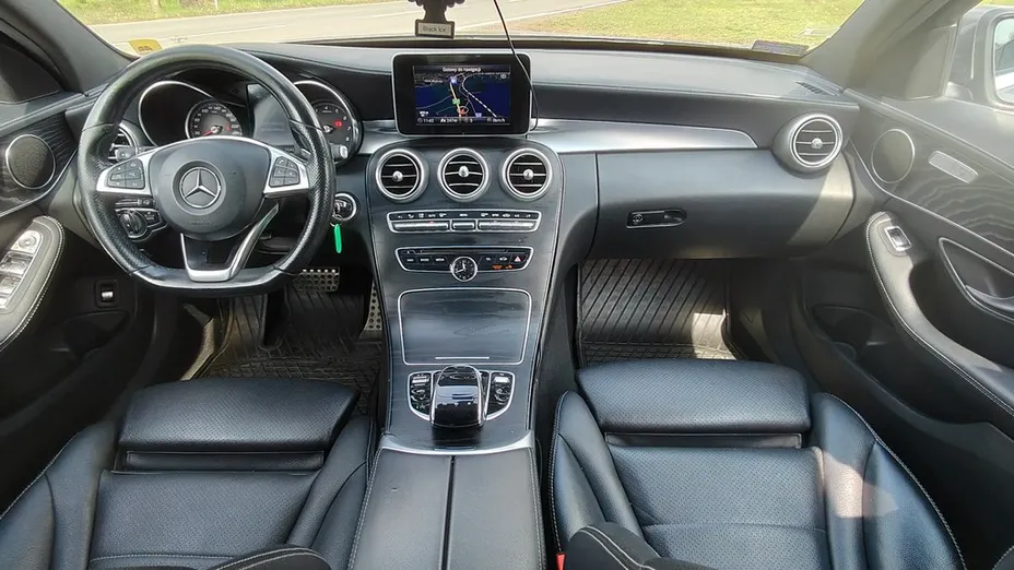 MERCEDES-BENZ C Klasa -