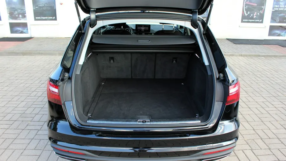 AUDI A4 -