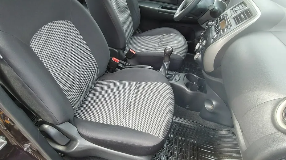NISSAN Micra -