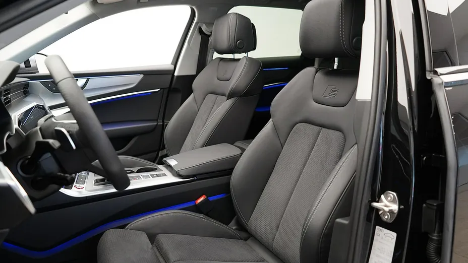 AUDI S6 Avant -