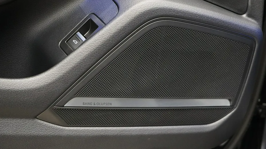 AUDI S6 Avant -