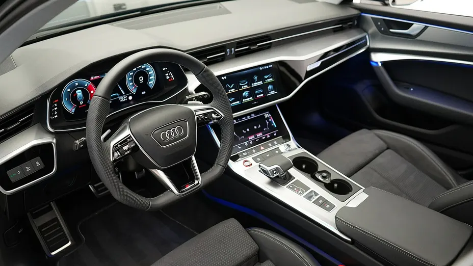 AUDI S6 Avant -