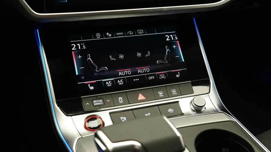 AUDI S6 Avant -