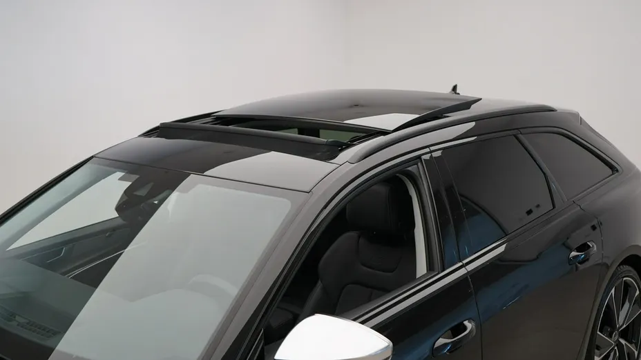 AUDI S6 Avant -